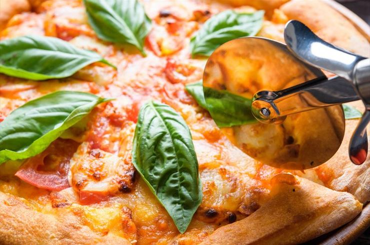 ピザのとりわけ